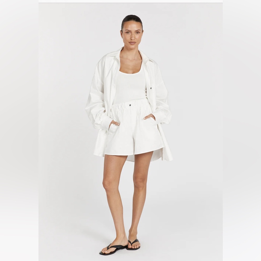 RHEA WHITE COTTON SHORT
